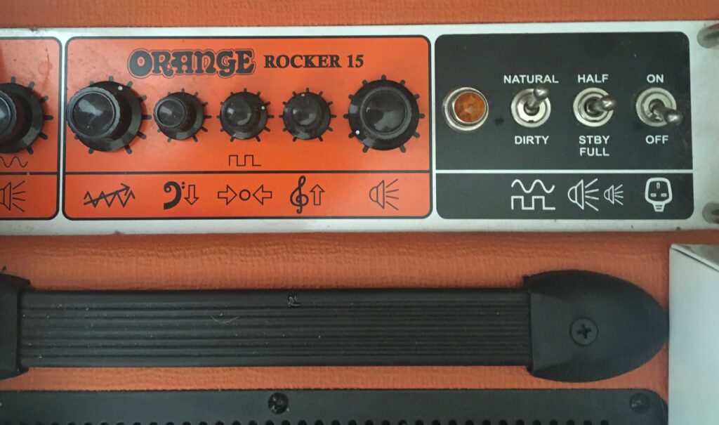 orange rocker 15 combo controls