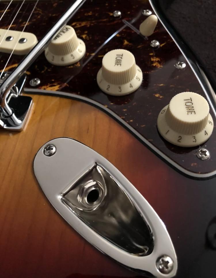 squier stratocaster knobs